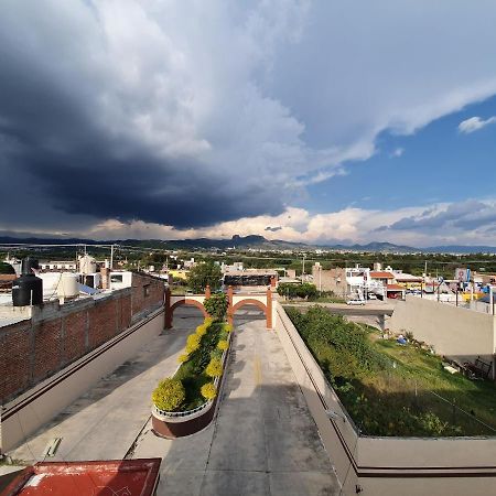 Auto Hotel Luz De Luna Guanajuato Exteriör bild