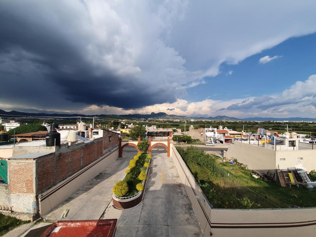 Auto Hotel Luz De Luna Guanajuato Exteriör bild