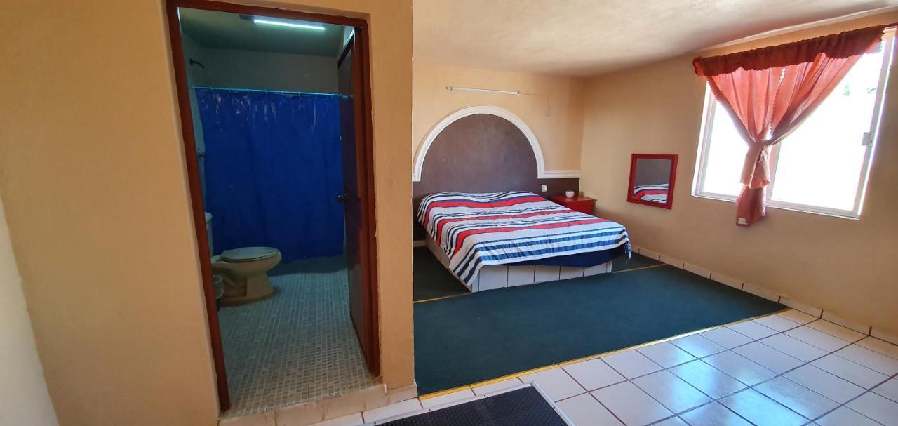 Auto Hotel Luz De Luna Guanajuato Exteriör bild